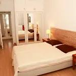 Casa Encantada - Poeta Lisboa