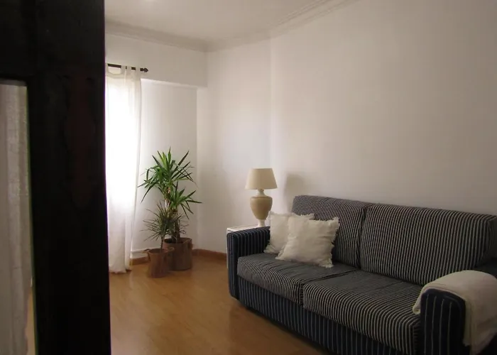 Casa Encantada - Poeta