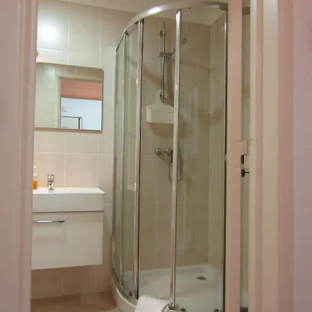 Casa Encantada - Poeta * ליסבון